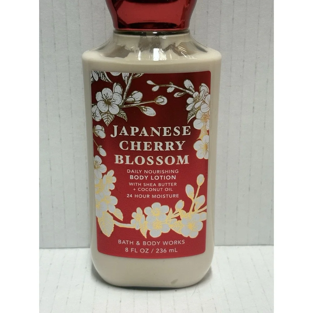 Bath & Body Works Japanese Cherry Blossom Daily Nourishing Body Lotion 8 oz. NEW